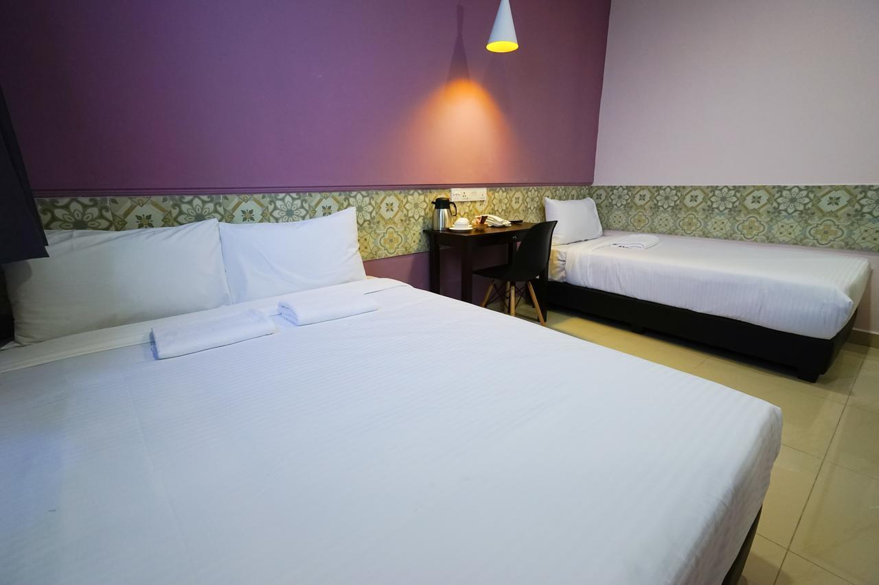 Grand Fc Hotel Джордж Таун Екстериор снимка